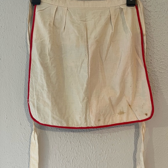 Vintage 80’s Handmade children’s apron. 2 front pockets, beautifully sown - Picture 7 of 7